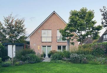 Von Privat: Hochwertiges Viebrockhaus (2017) in Ahrensburg - modern wohnen im Grünen