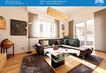 EXKLUSIVES PENTHOUSE – VOLL MÖBLIERT, DESIGN-AUSSTATTUNG, SOFORT VERFÜGBAR & KFW 70 !!!