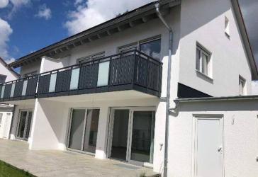 Doppelhaushälfte in Schnelldorf - Neubau-Erstbezug