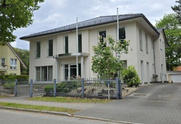 Unvermietetes, repräsentatives Wohn- & Geschäftshaus auf 948 m² Grundstück