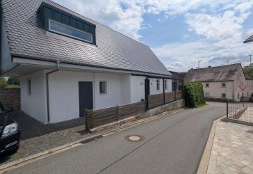 Offen für Angebote: Haus in Burgebrach/Oberköst