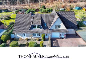 !Neu! Großzügiges Einfamilienhaus zuzüglich 2 vermieteten Wohneinheiten im Anbau in 22952 Lütjensee