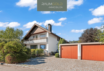 Großzügiges Zweifamilienhaus mit Garten und vielseitigen Perspektiven in Maulburg