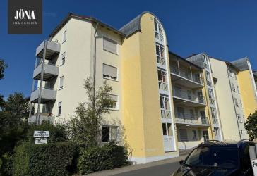 Gepflegte 2-Zimmer-Wohnung mit Balkon und Stellplatz am Roten Hügel
