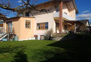 Gepflegtes, helles Einfamilienhaus mit großem Garten - Anbau, Vollkeller, Carport (2 Stpl.)