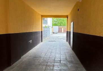 KAPITALANLEGER & PROJEKTENTWICKLER AUFGEPASST! Renditestarkes MFH | 8 WE + GE | 13 STP | 116.208 € JNKM | Baugrund mit Potenzial