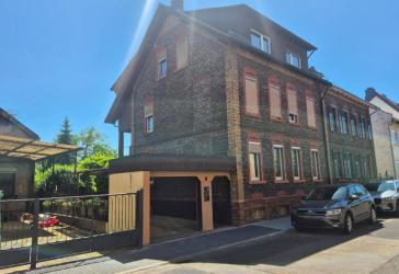 Zweifamilienhaus mit viel Platz und großem Potenzial in ruhiger Lage von Hanau-Großauheim