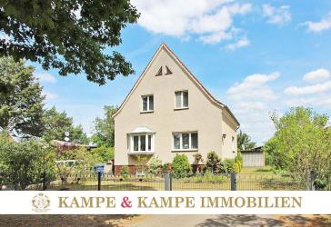 Einfamilienhaus mit großem Grundstück, Garage und viel Potenzial