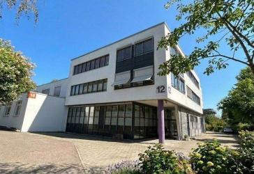 Gesamte Büroetage 2. OG - 395m² - 8,35 / m² Kaltmiete - nahe S-Bahn Ditzingen