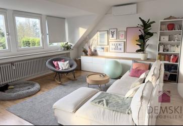 5852: Hilden-City! Schicke 4 Zimmerwohnung mit Balkon und Einzelgarage in traumhafter Lage!