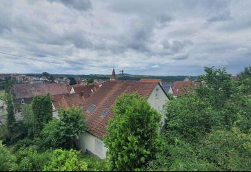 Helle 2 1/2-Zi.-Maisonette Whg. mit toller Aussicht in Kirchberg