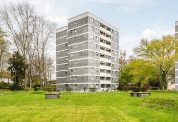 Frechen-Zentrum, gepflegte 3-Zimmer-Wohnung mit Balkon.