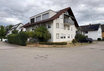 Gemütlich & Modern: Charmante Souterrainwohnung mit großem Wohn-/Essbereich in Rust