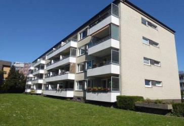 Elegante 3 Zi.-Wohnung mit großem Balkon in Norderstedt-Glashütte zu vermieten!