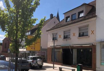 110 m² Mietwohnung in Bexbach: Flexible 4-Zimmer-Wohnung mit Balkon in zentraler Lage