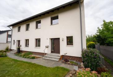 Hochwertig modernisierte Doppelhaushälfte in Bad Oeynhausen-Eidinghausen