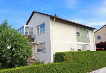 Top Lage in Weiden Ost! Ansprechendes Ein- oder Zweifamilienhaus mit Garage und Wintergarten