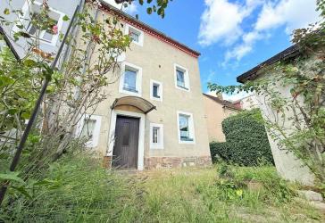 Charmanter Altbau von 1890! DHH mit Potenzial! Garten! Garage! Flexible Nutzungsmgl.!