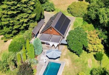 Exklusives Dreifamilienhaus auf 4330 qm Grundstück(Bauland) mit Pool, Sauna,neue Fenster,neues Dach
