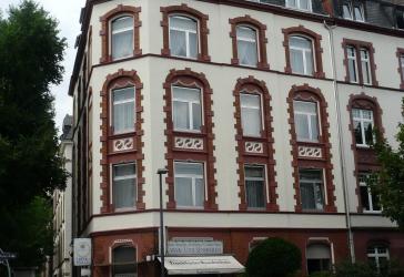 Einzimmerwohnung voll möbliert