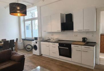 Stilvolle 6-Zimmerwohnung in zentraler Lage von Bremen-Neustadt