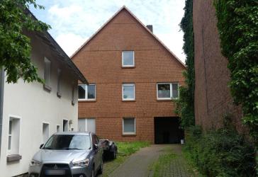 Provisionsfrei für Ersteher - Zweifamilienhaus in Borgentreich-Rösebeck - Zwangsversteigerung!