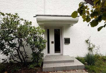 Kleines Reihenendhaus mit Garten