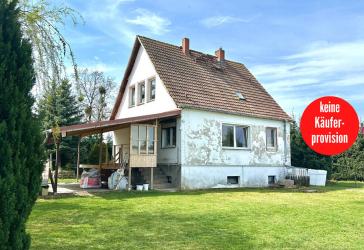 HORN IMMOBILIEN ++ Alleinlage gesucht? Einfamilienhaus, voll unterkellert in Gehren bei Strasburg