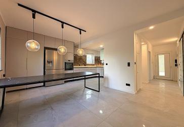 Moderne Drei-Zimmer-Wohnung
