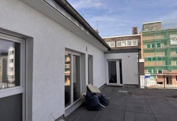 Perfekt für Stadtliebhaber / Neubau 4-Zimmer-Wohnung in Solingen