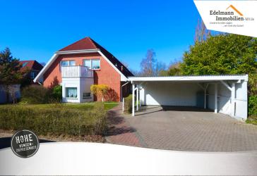 Wohnen mit Wohlfühlklima - 207 m² Niedrigenergiehaus mit ELW & Doppelcarport in Lichtenhagen-Dorf.