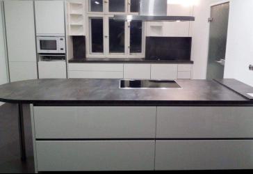Im Alleinauftrag ! Ideales Heimwerker Objekt 6 Zimmer, Küche,2 Bäder, Unterkellert, Ausbaureserve