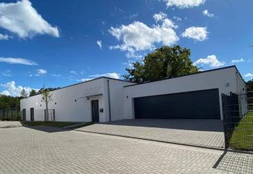 Freistehender Bungalow mit luxuriöser Ausstattung, Neubau Erstbezug