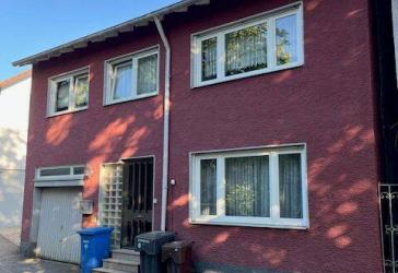 Einfamilienhaus - Renovierungsobjekt, zentrumsnah u. ruhig