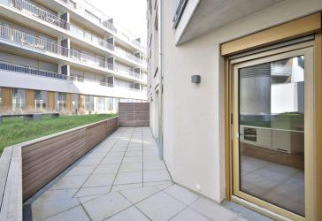 Neubau Erstbezug: schöne 2-Zimmer Wohnung mit XXL-Terrasse