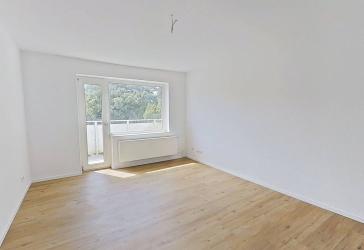 Modern und hell: Gemütliche 2-Zimmer-Wohnung mit BALKON