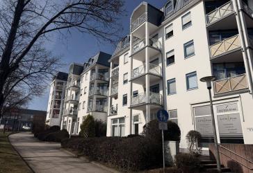 Zentrumsnahe Gewerbeeinheit mit zwei Stellplätzen in Freiberg!
