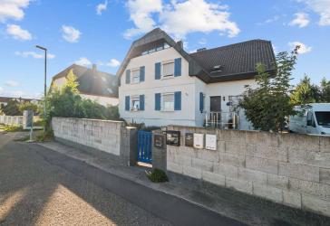 Freistehendes Einfamilienhaus + Einliegerwohnung