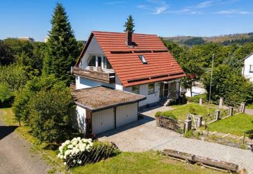 Interessantes Haus (Wohnfläche ca. 160 m²) mit viel Potential und tollen Möglichkeiten in Hohegeiß