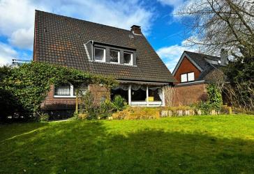 WOW! Familienparadies mit großem Garten und Platz für zwei Generationen!