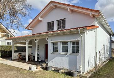 Haus zum Kauf + Wohnung zum Vermieten, so klappt das Finanzieren