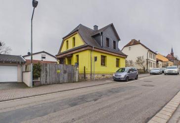 Charmantes Einfamilienhaus mit Hof & Scheune - viel Platz für Familie & Ideen zum Kauf in Bubenheim!
