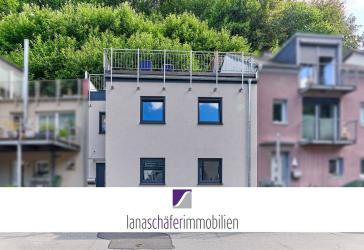 Trier-Biewer: Bezugsfertiges Wohnhaus mit großer Dachterrasse