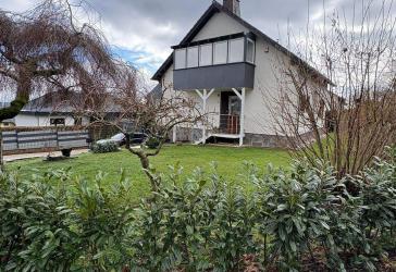 Schönes und sehr gepflegtes Wohnhaus auf einem tollen Grundstück in Daleiden.