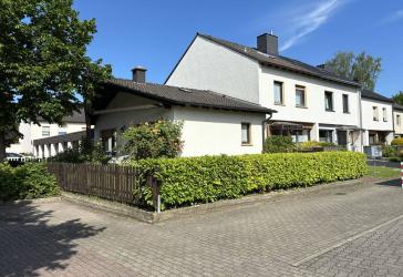 Reihenendhaus mit Anbau in ruhiger, begehrter Sackgassenlage