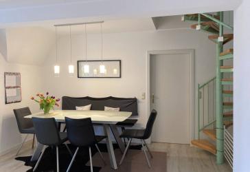 Attraktive Wohnung mit viel Platz und Charme