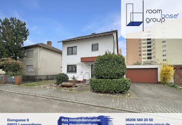 ***RESERVIERT*** Einfamilienhaus mit Doppelgarage und praktischem Grundstück