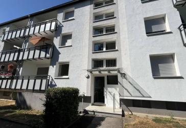EG-Wohnung mit eigenem Garten in saniertem Haus - provisionsfreier Verkauf