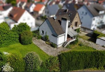 Großzügiges Ein-/Zweifamilienhaus mit großem Grundstück, Garten & viel Potenzial in ruhiger Lage