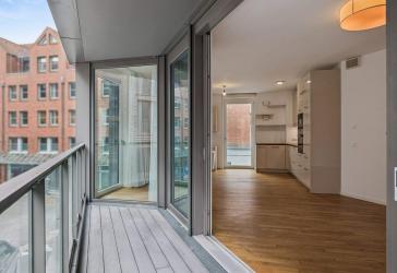 Stilvolle Stadtwohnung mit 3 Zimmern und Balkon in bester Innenstadtlage von Kiel